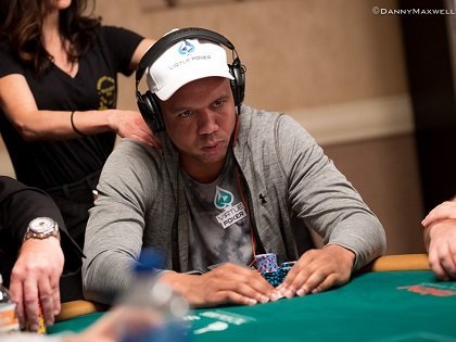 Ivey bossing and Asian players rising as Main Event second day starting flights conclude