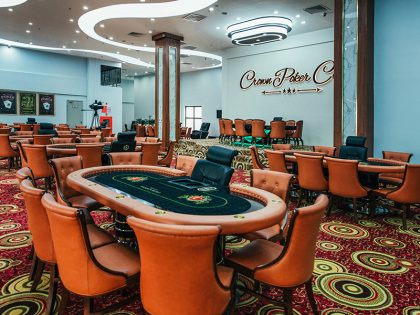 Crown Poker Club Hanoi room