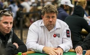 Chris Moneymaker playing poker