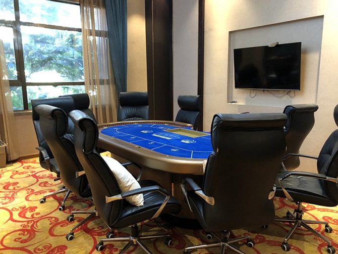 777 Triple Seven Poker Club room 02