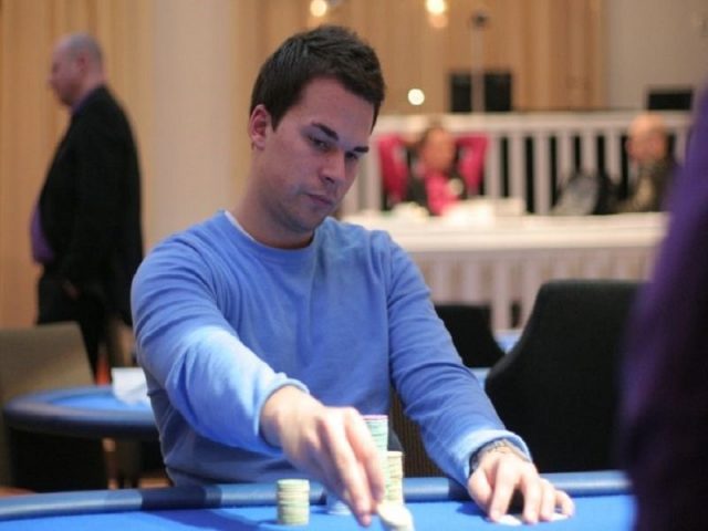 Sami Kelopuro playing poker